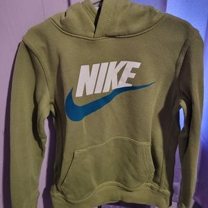 5t and 6t boys clothing bag full of gently used cloths all for 70